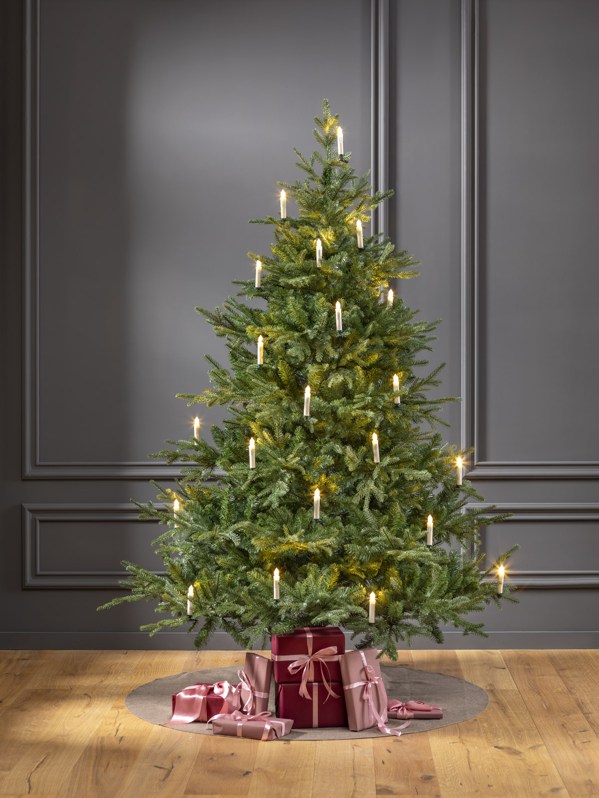 Künstlicher Weihnachtsbaum 120 cm "Grönland" (mit LED Lichterkette)
