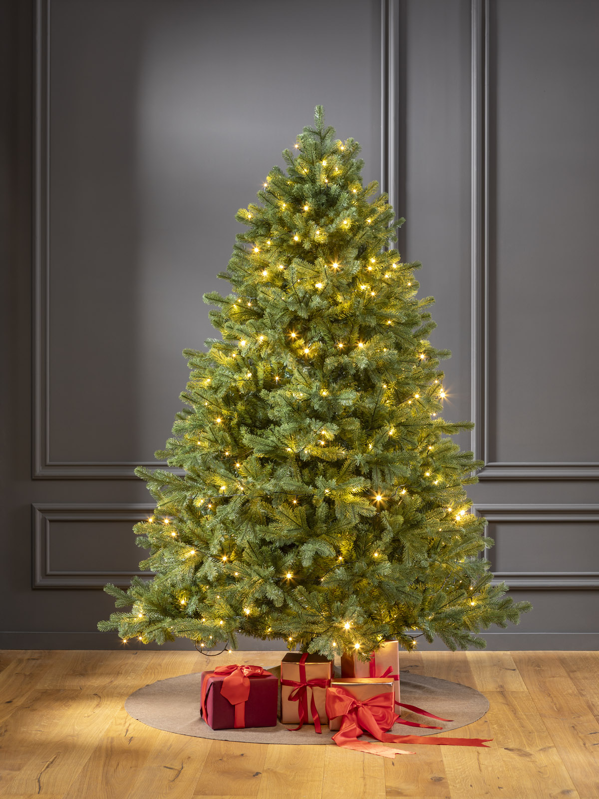 Künstlicher Weihnachtsbaum 120 cm "Finnland" (mit LED Lichterkette)