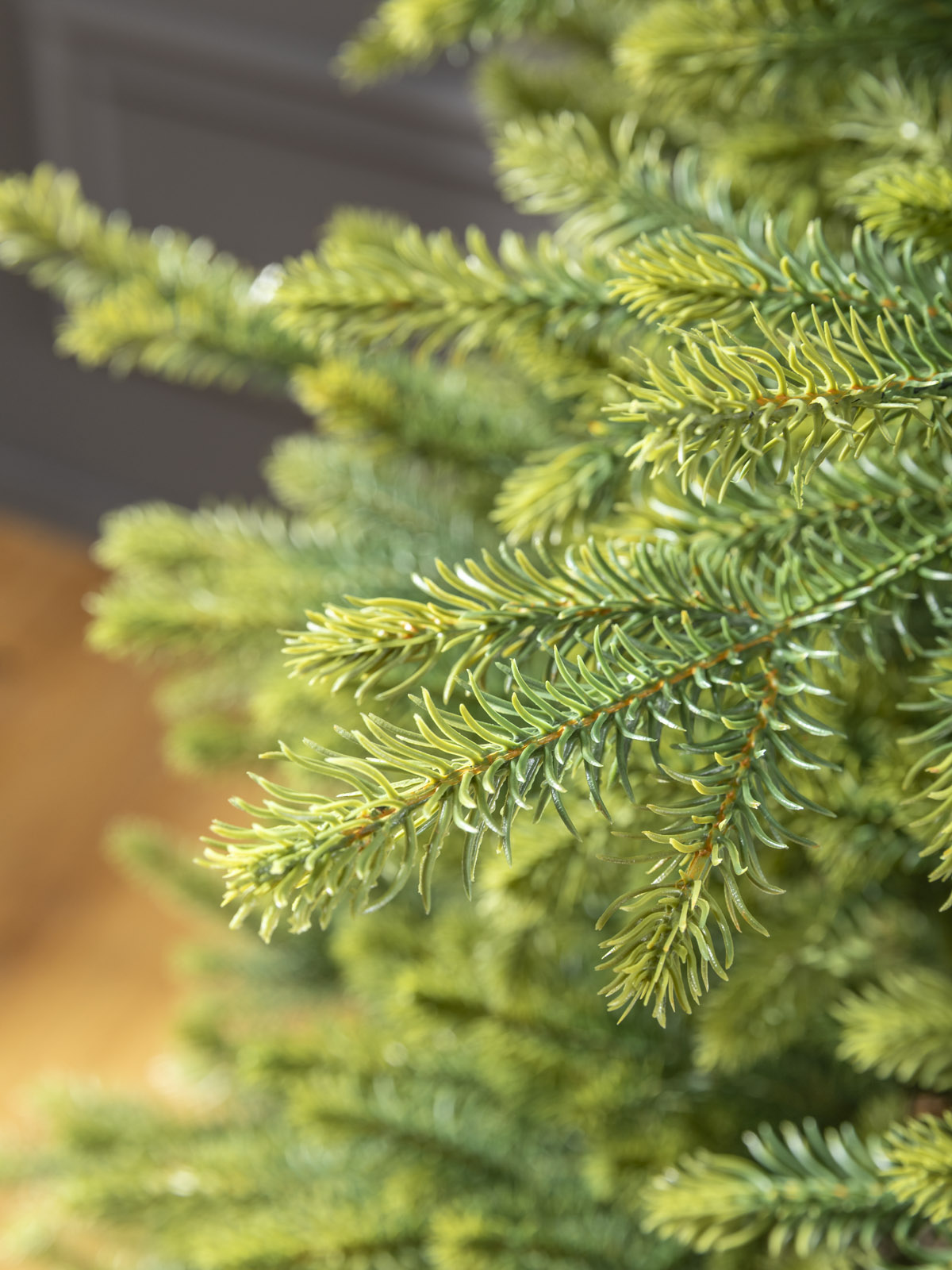 Künstlicher Weihnachtsbaum 240 cm "Norwegen" (mit LED Lichterkette)