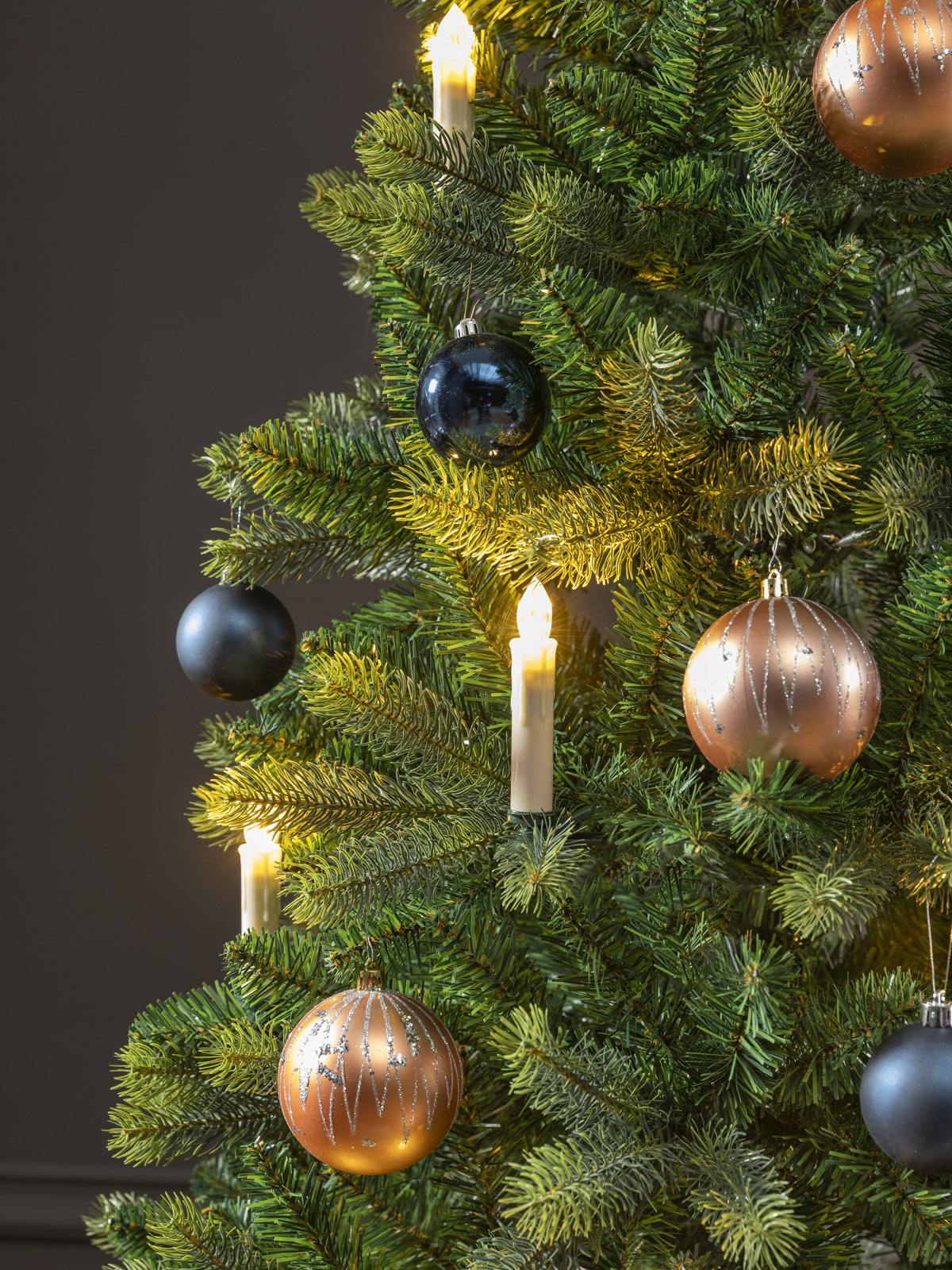 Künstlicher Weihnachtsbaum 120 cm "Schweden" (mit LED Lichterkette)