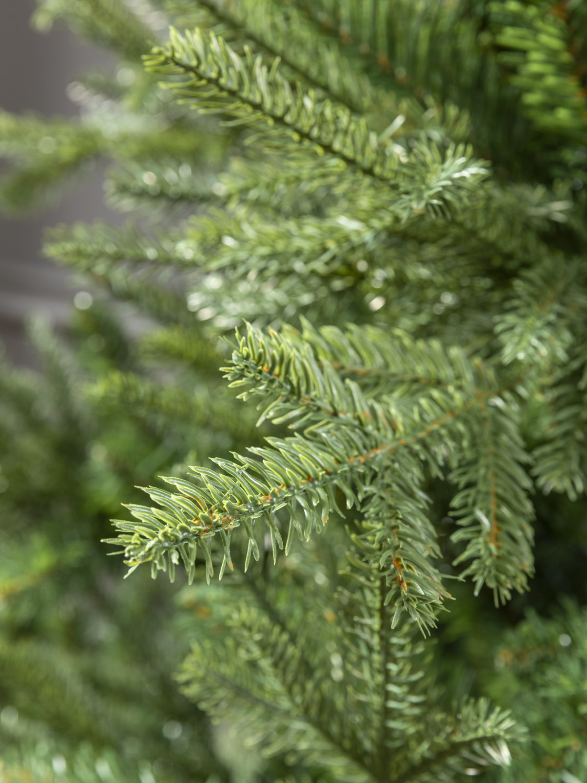 Künstlicher Weihnachtsbaum 240 cm "Grönland" (mit LED Lichterkette)